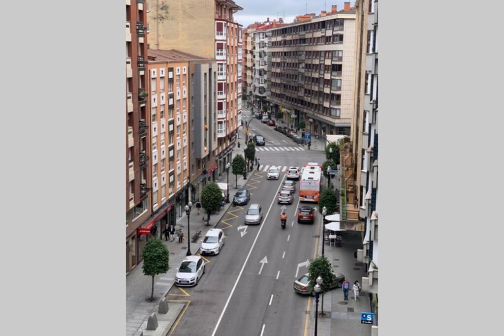 115A - Amplia Vivienda En Playa San Lorenzo Gijón Zewnętrze zdjęcie