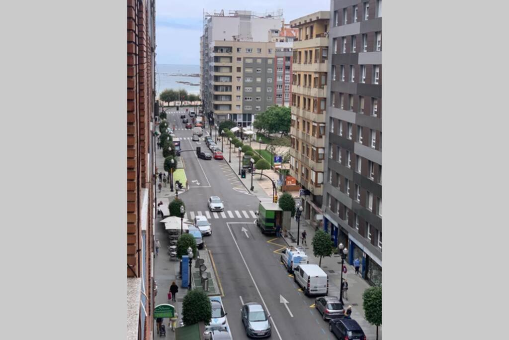 115A - Amplia Vivienda En Playa San Lorenzo Gijón Zewnętrze zdjęcie