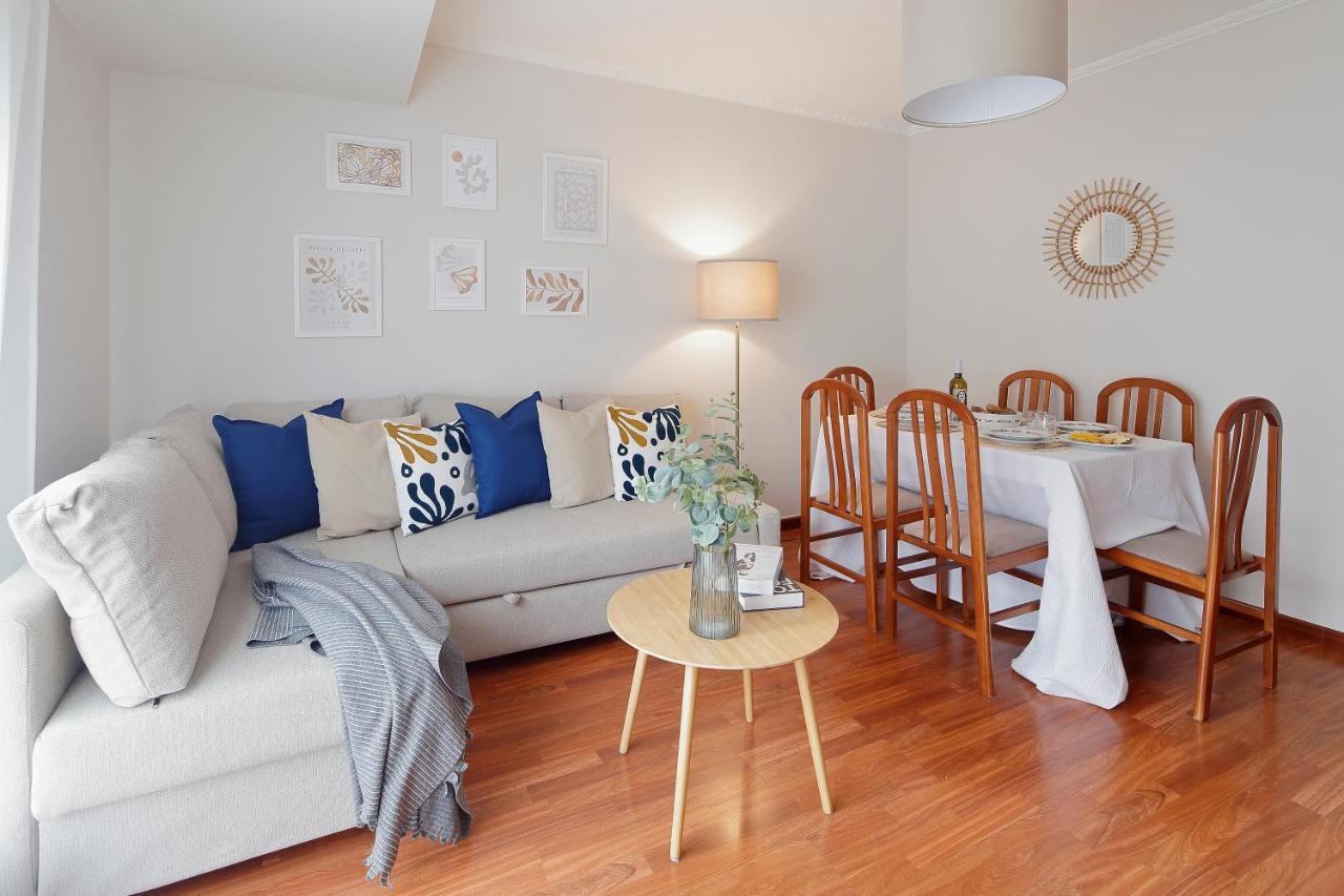 115A - Amplia Vivienda En Playa San Lorenzo Gijón Zewnętrze zdjęcie
