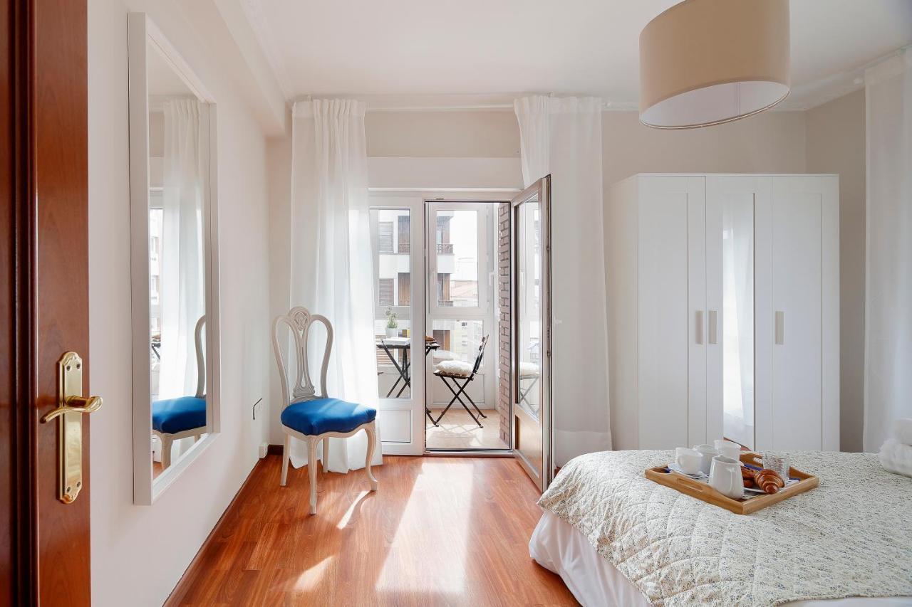 115A - Amplia Vivienda En Playa San Lorenzo Gijón Zewnętrze zdjęcie